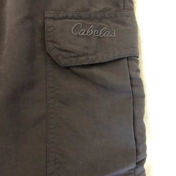 Cabela’s Nylon Cargo Hiking Shorts, size 38 - Picture 4 of 9